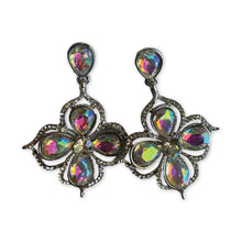 Load image into Gallery viewer, Chloe Earrings